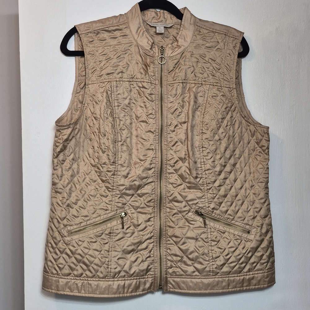 Vintage Laura Ashley lightweight Champagne Quilted Vest Sz L